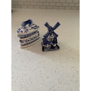Vintage delft blue hand painted & Made In holland Figure